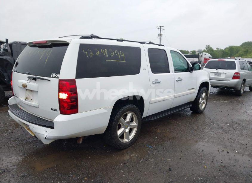 Photo 4 of 2008 Chevrolet Suburban 1500 LTZ (VIN 3GNFK16338G185462)