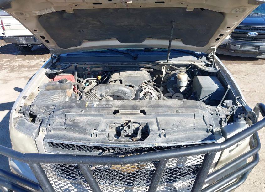 Photo 10 of 2007 Chevrolet Suburban 1500 LT (VIN 3GNFK16347G119114)