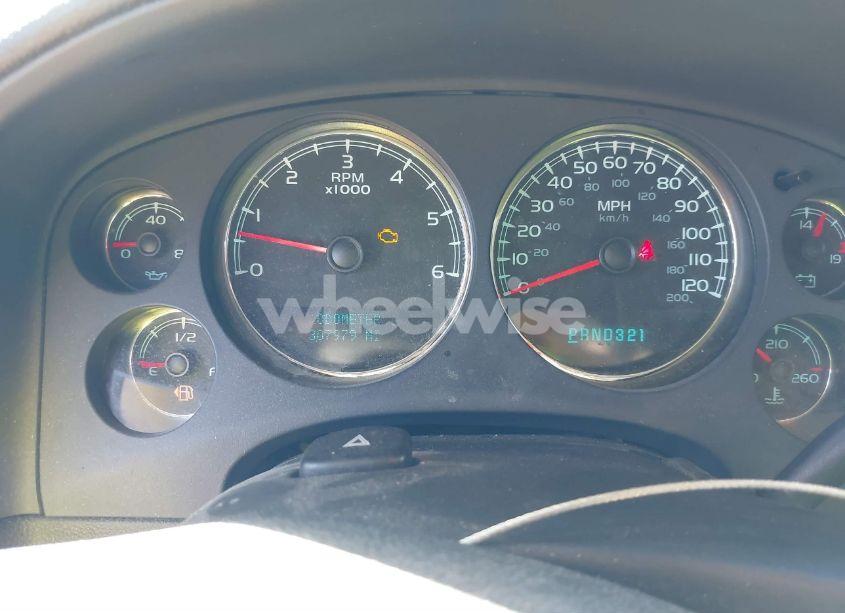 Photo 7 of 2007 Chevrolet Suburban 1500 LT (VIN 3GNFK16347G119114)