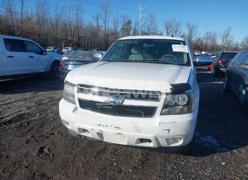 Photo 6 of 2007 Chevrolet Suburban 1500 LS (VIN 3GNFK16347G200999)
