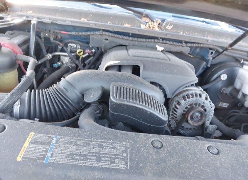 Photo 10 of 2007 Chevrolet Suburban 1500 LTZ (VIN 3GNFK16347G311911)