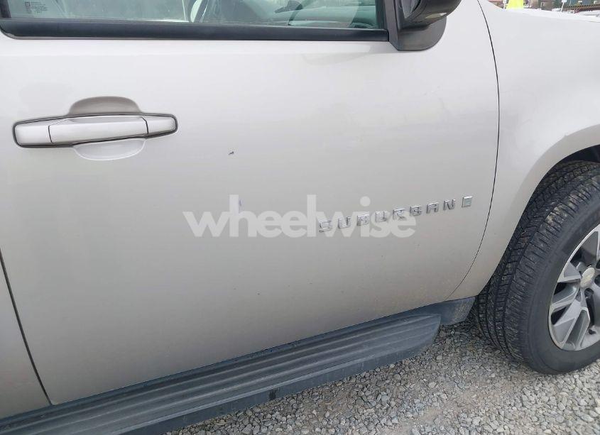 Photo 6 of 2007 Chevrolet Suburban 1500 LTZ (VIN 3GNFK16357G103455)