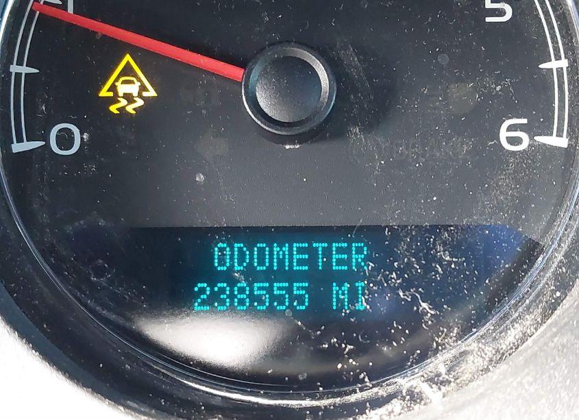 Photo 15 of 2007 Chevrolet Suburban 1500 LT (VIN 3GNFK16357G201935)