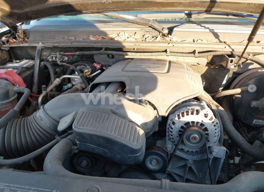 Photo 10 of 2007 Chevrolet Suburban 1500 LT (VIN 3GNFK16357G299865)