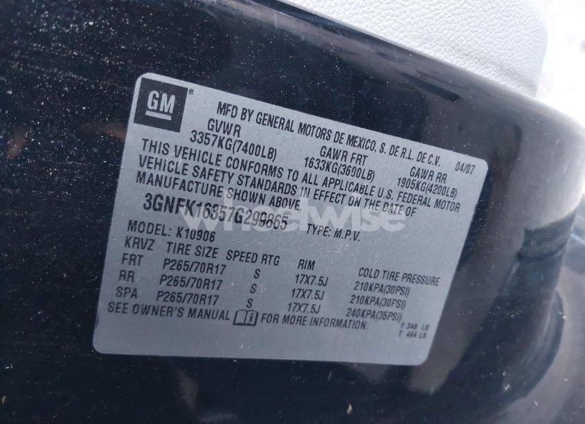 Photo 9 of 2007 Chevrolet Suburban 1500 LT (VIN 3GNFK16357G299865)