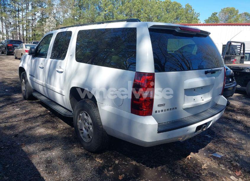 Photo 3 of 2008 Chevrolet Suburban 1500 LT (VIN 3GNFK16358G148557)
