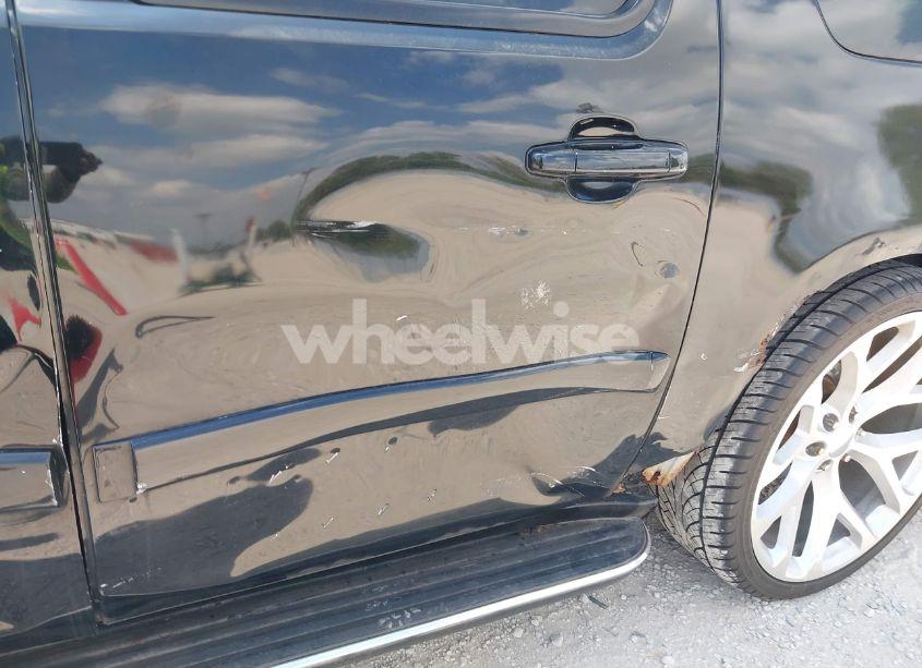 Photo 13 of 2007 Chevrolet Suburban 1500 LTZ (VIN 3GNFK16367G103724)