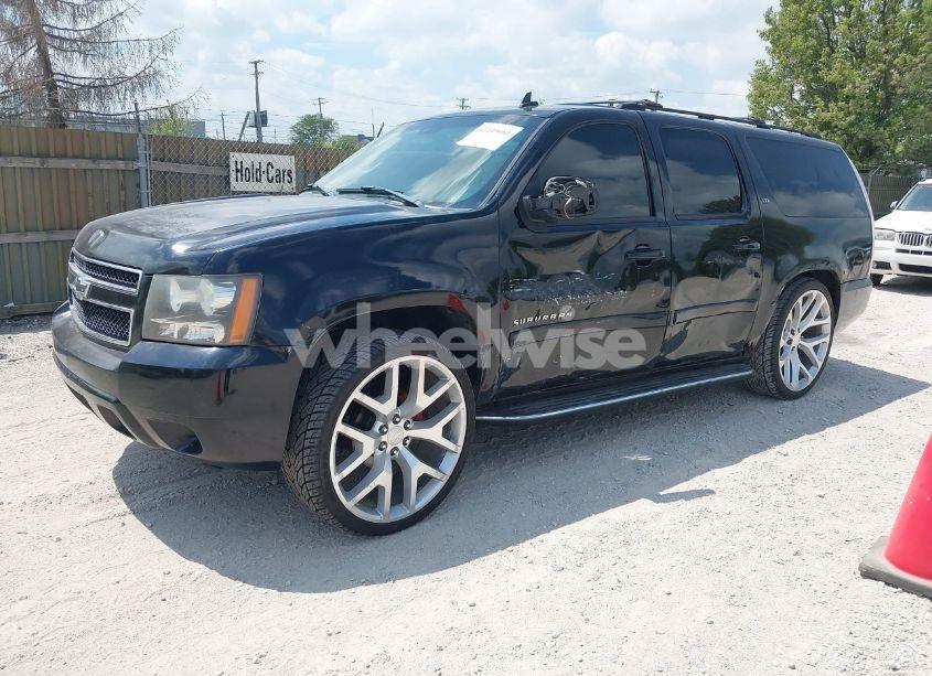 Photo 2 of 2007 Chevrolet Suburban 1500 LTZ (VIN 3GNFK16367G103724)