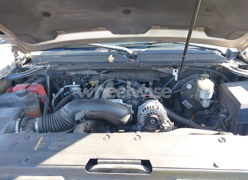 Photo 10 of 2007 Chevrolet Suburban 1500 LT (VIN 3GNFK16367G120412)