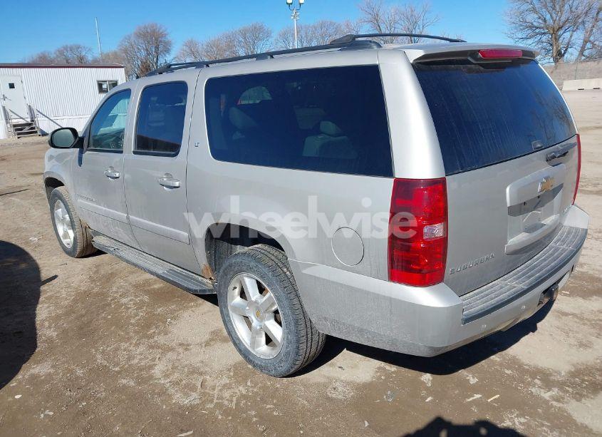 Photo 3 of 2008 Chevrolet Suburban 1500 LT (VIN 3GNFK16368G101859)