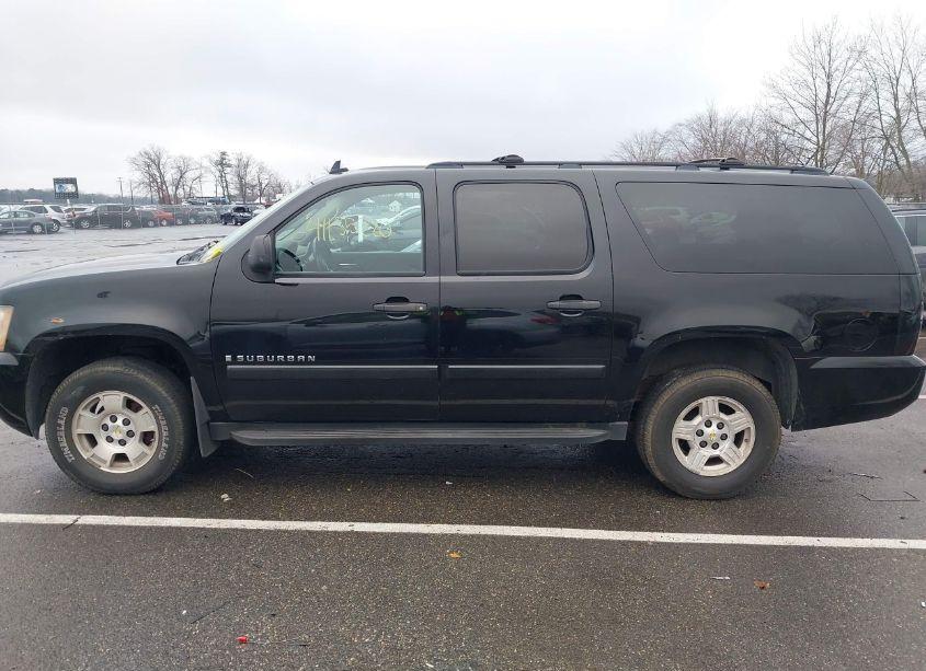 Photo 14 of 2008 Chevrolet Suburban 1500 LS (VIN 3GNFK16368G116054)