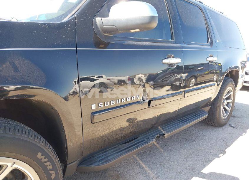 Photo 6 of 2008 Chevrolet Suburban 1500 LTZ (VIN 3GNFK16368G215490)