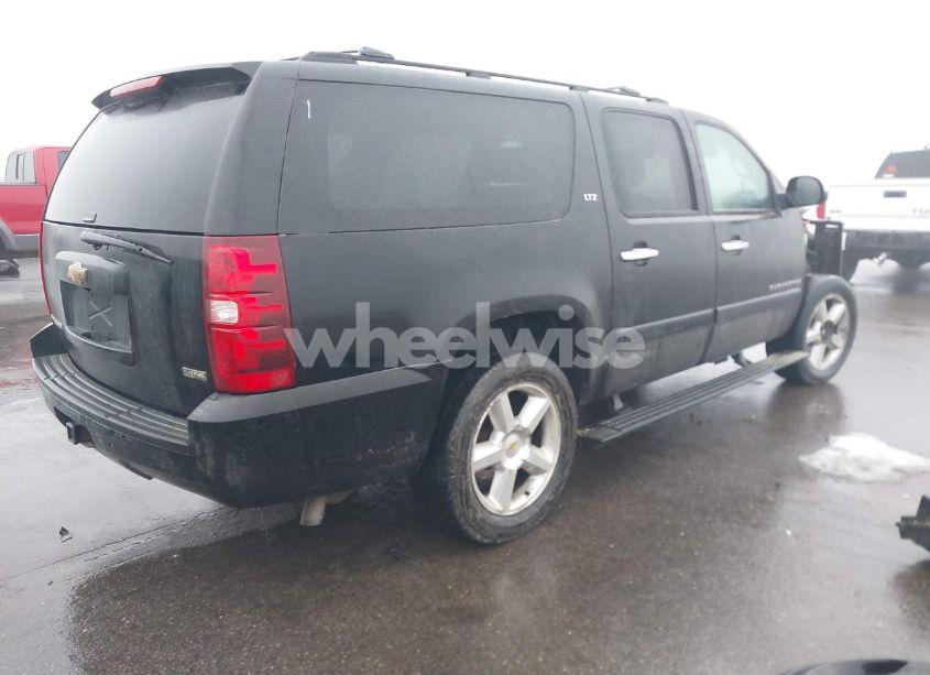 Photo 4 of 2007 Chevrolet Suburban 1500 LTZ (VIN 3GNFK16377G291766)