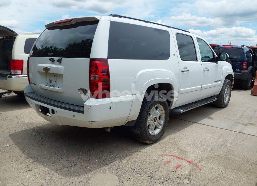 Photo 4 of 2008 Chevrolet Suburban 1500 LT (VIN 3GNFK16378G138399)