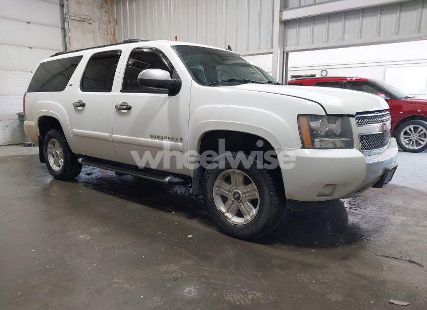 2008 Chevrolet Suburban 1500 LT (VIN 3GNFK16378G195394) main photo