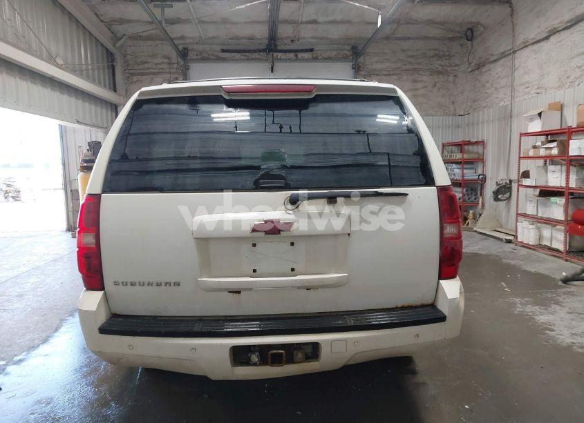 Photo 16 of 2008 Chevrolet Suburban 1500 LT (VIN 3GNFK16378G195394)