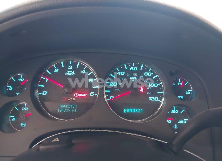 Photo 7 of 2008 Chevrolet Suburban 1500 LT (VIN 3GNFK16378G195394)