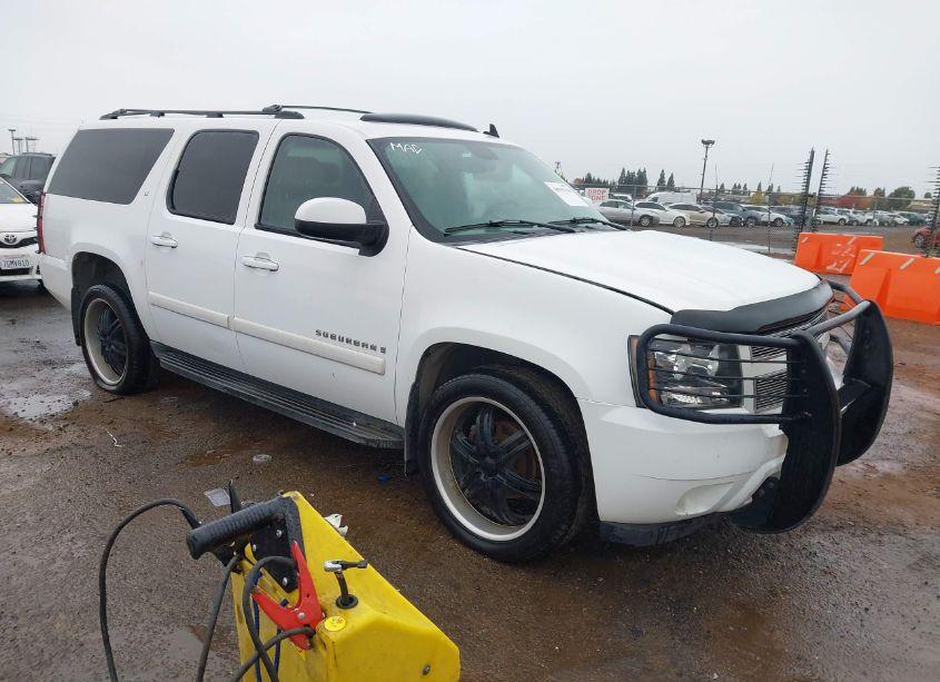 2007 Chevrolet Suburban 1500 LT (VIN 3GNFK16397G105063) main photo