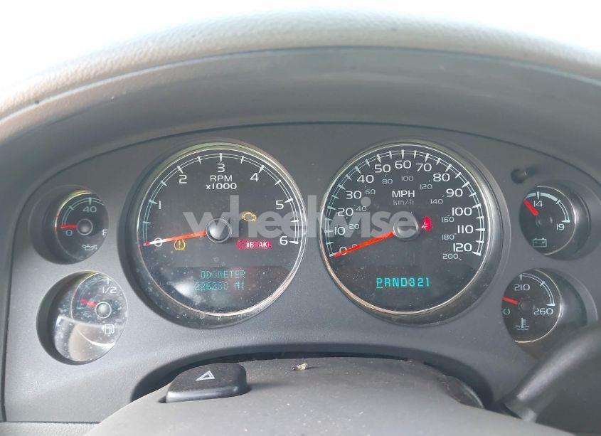 Photo 7 of 2007 Chevrolet Suburban 1500 LTZ (VIN 3GNFK16397G116032)