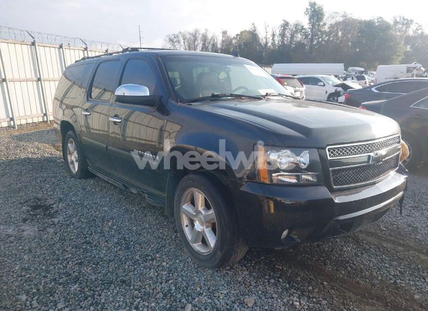 2007 Chevrolet Suburban 1500 LTZ (VIN 3GNFK16397G195976) main photo