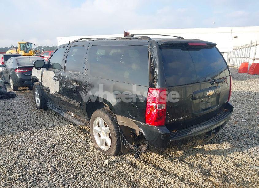 Photo 3 of 2007 Chevrolet Suburban 1500 LTZ (VIN 3GNFK16397G195976)