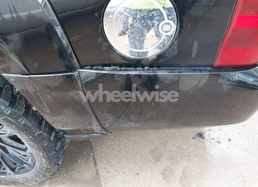 Photo 6 of 2007 Chevrolet Suburban 1500 LT (VIN 3GNFK16397G250068)