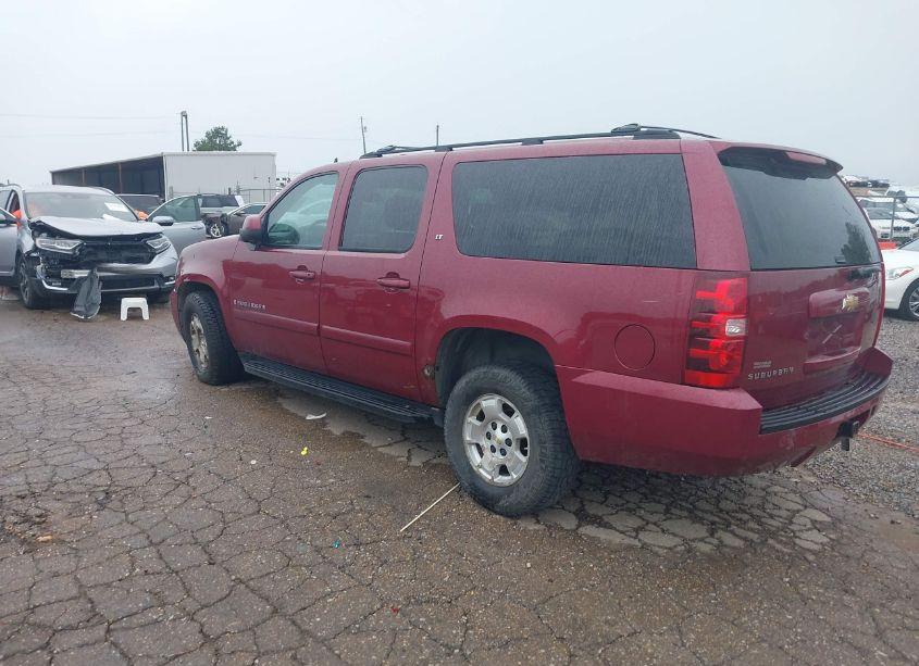 Photo 3 of 2007 Chevrolet Suburban 1500 LT (VIN 3GNFK163X7G111096)