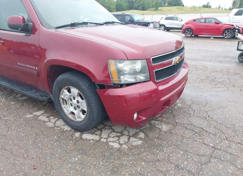 Photo 6 of 2007 Chevrolet Suburban 1500 LT (VIN 3GNFK163X7G111096)