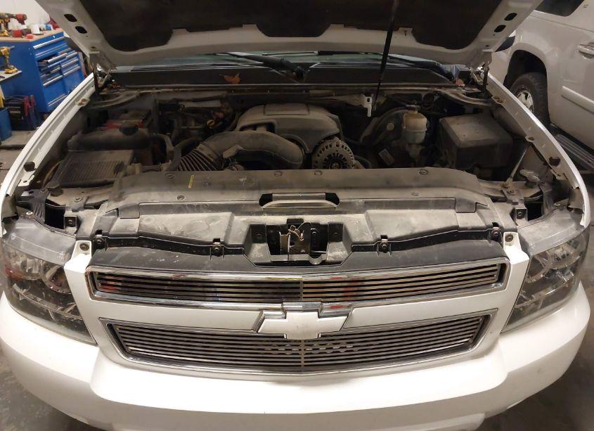 Photo 10 of 2007 Chevrolet Suburban 1500 LTZ (VIN 3GNFK163X7G115830)