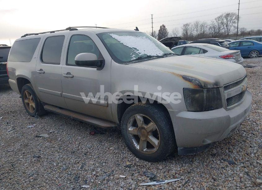 2007 Chevrolet Suburban 1500 LTZ (VIN 3GNFK163X7G120252) main photo