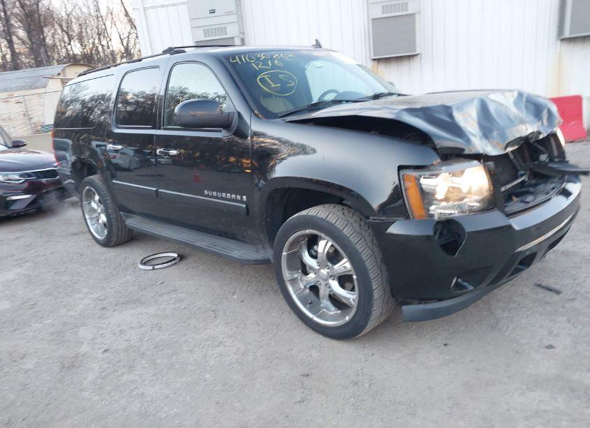 2007 Chevrolet Suburban 1500 LT (VIN 3GNFK163X7G181665) main photo