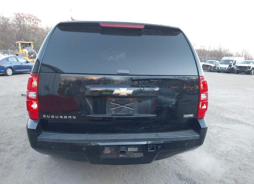 Photo 16 of 2007 Chevrolet Suburban 1500 LT (VIN 3GNFK163X7G181665)