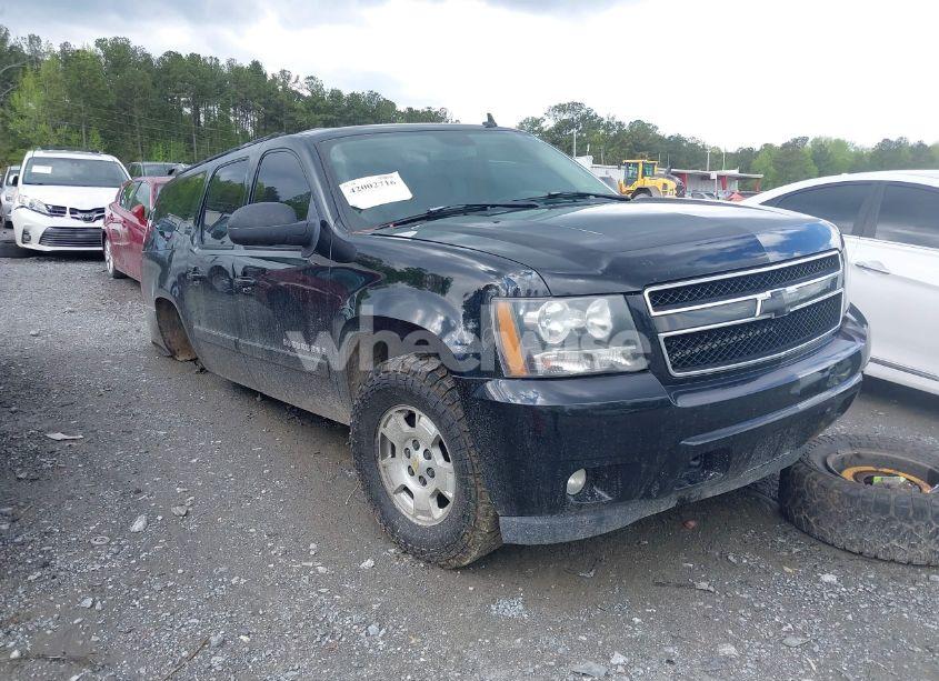 2007 Chevrolet Suburban 1500 LT (VIN 3GNFK163X7G219590) main photo