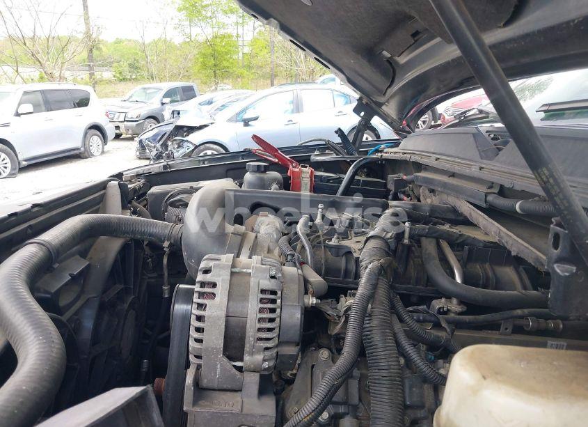 Photo 10 of 2007 Chevrolet Suburban 1500 LT (VIN 3GNFK163X7G219590)