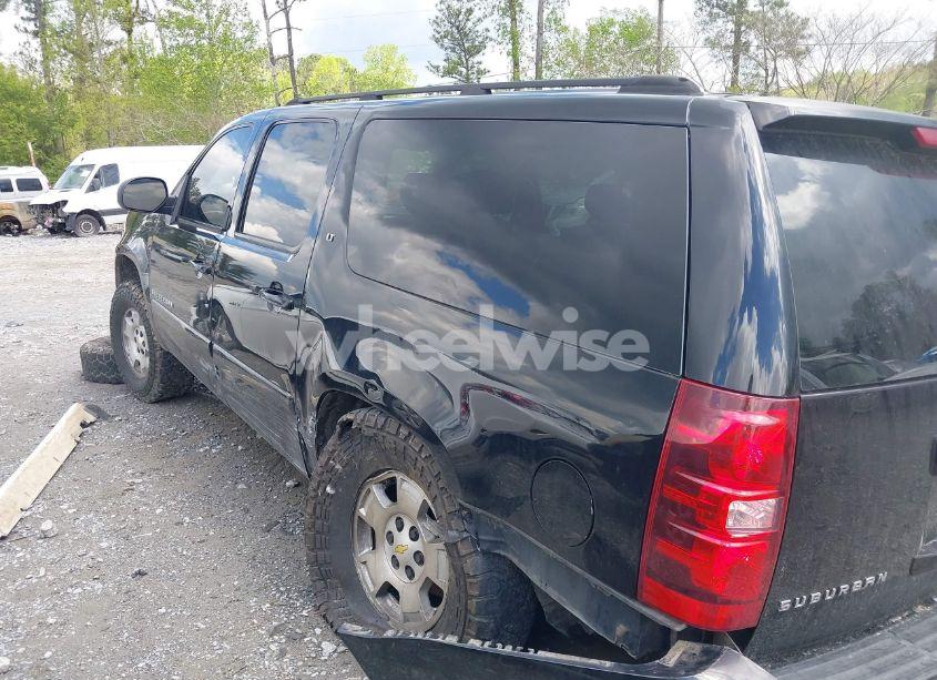 Photo 6 of 2007 Chevrolet Suburban 1500 LT (VIN 3GNFK163X7G219590)