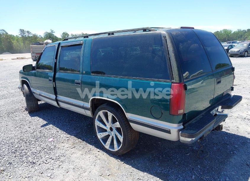 Photo 3 of 1995 Chevrolet Suburban K1500 (VIN 3GNFK16K1SG120351)