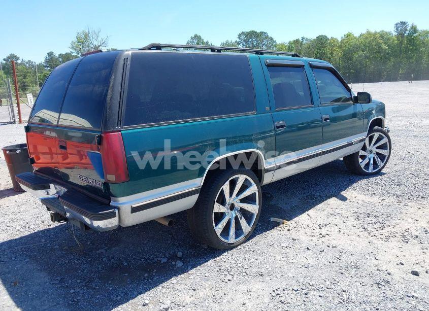 Photo 4 of 1995 Chevrolet Suburban K1500 (VIN 3GNFK16K1SG120351)