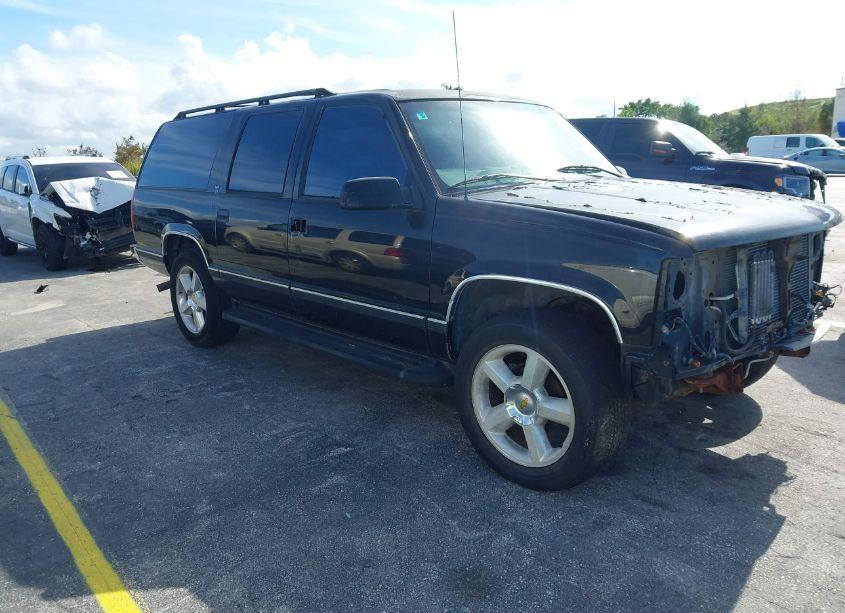 1999 Chevrolet Suburban 1500 LT (VIN 3GNFK16R0XG116053) main photo