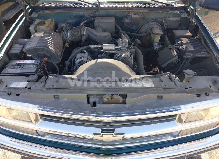 Photo 10 of 1997 Chevrolet Suburban 1500 (VIN 3GNFK16R1VG167865)