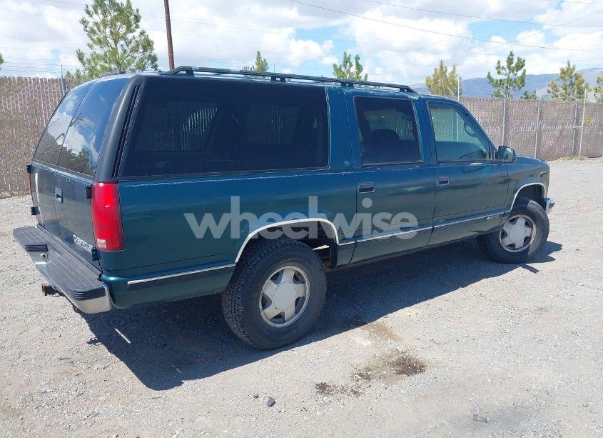 Photo 4 of 1997 Chevrolet Suburban 1500 (VIN 3GNFK16R1VG167865)