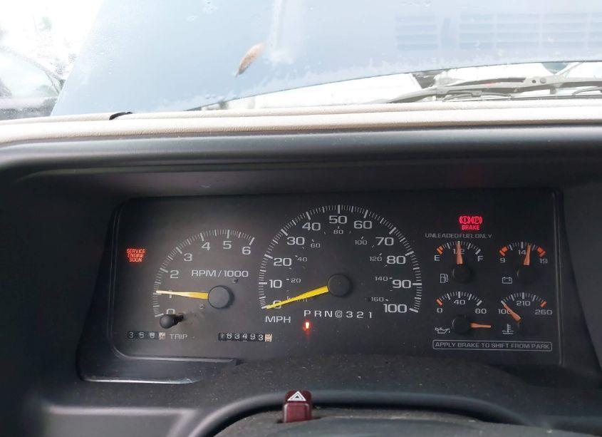 Photo 7 of 1999 Chevrolet Suburban 1500 LT (VIN 3GNFK16R1XG139258)