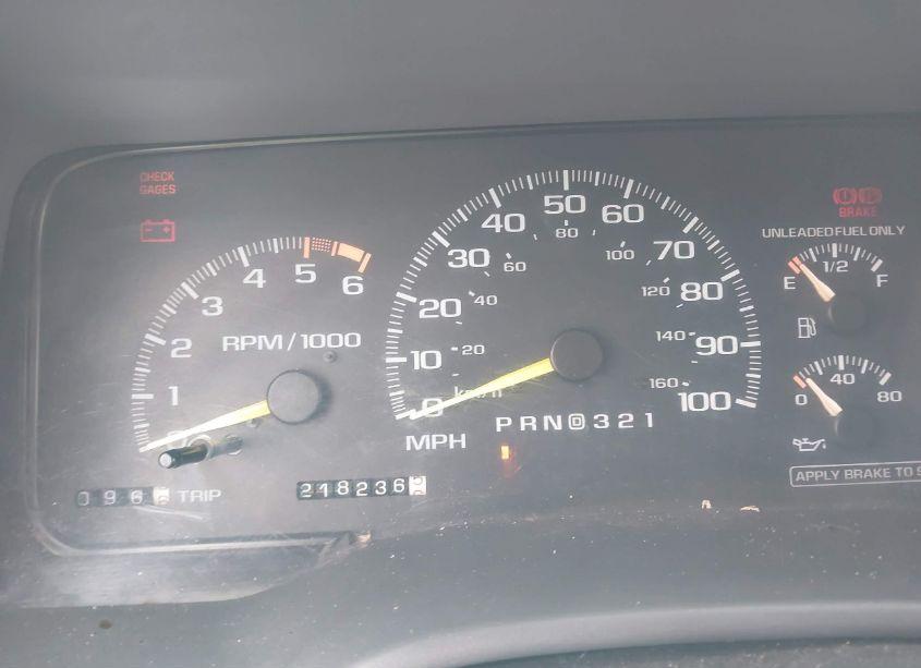 Photo 7 of 1996 Chevrolet Suburban K1500 (VIN 3GNFK16R3TG156041)