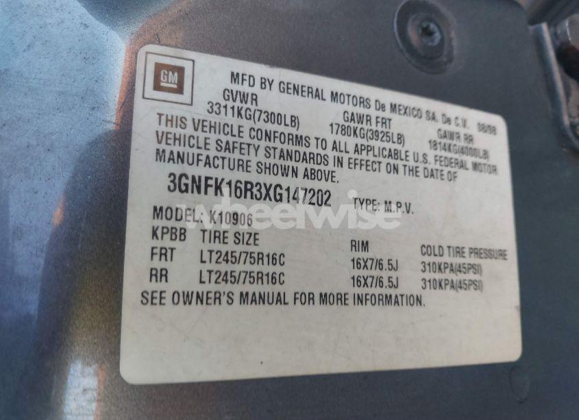 Photo 9 of 1999 Chevrolet Suburban 1500 LT (VIN 3GNFK16R3XG147202)