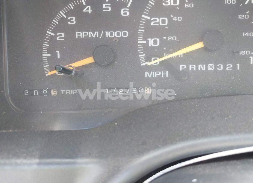 Photo 7 of 1999 Chevrolet Suburban 1500 LT (VIN 3GNFK16R4XG246028)