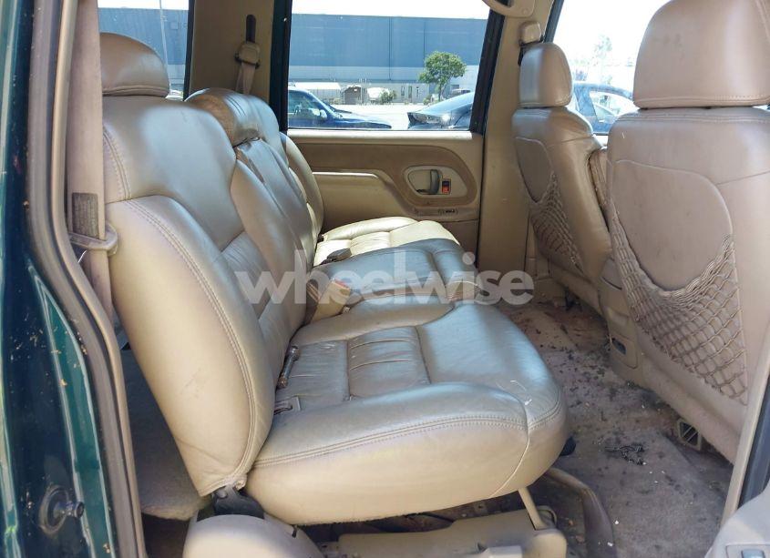 Photo 8 of 1997 Chevrolet Suburban 1500 (VIN 3GNFK16R5VG183194)