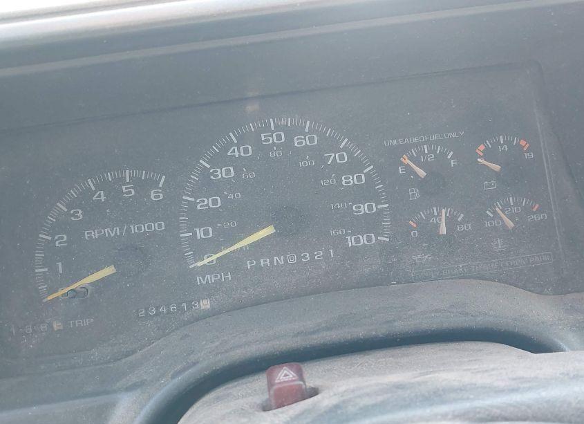 Photo 7 of 1998 Chevrolet Suburban 1500 (VIN 3GNFK16R5WG127760)