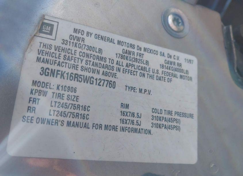 Photo 9 of 1998 Chevrolet Suburban 1500 (VIN 3GNFK16R5WG127760)