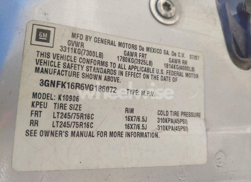 Photo 9 of 1997 Chevrolet Suburban 1500 (VIN 3GNFK16R6VG186072)