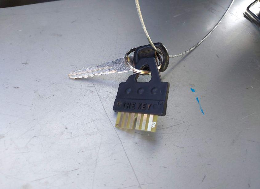 Photo 11 of 1999 Chevrolet Suburban 1500 LT (VIN 3GNFK16R7XG180560)