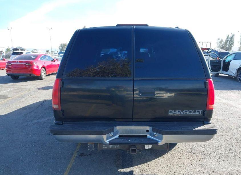 Photo 16 of 1999 Chevrolet Suburban 1500 LT (VIN 3GNFK16R7XG180560)
